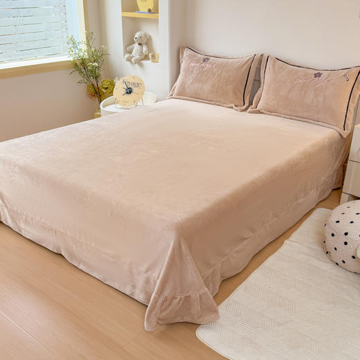 彼加曼 兔毛绒贴布绣保暖工艺四件套-奶咖200*230cm BGM-T2542 商品图3