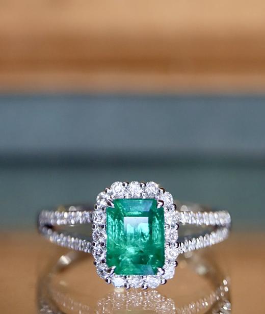 0.81ct刻面祖母绿戒指 商品图4