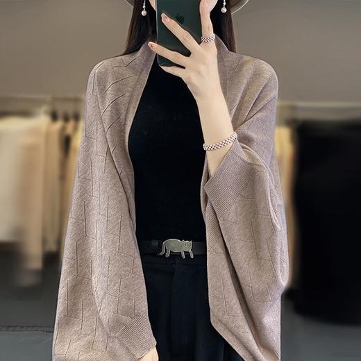 KQL B403N90075围巾外套镂空菱形格宽松外披斗篷上衣 商品图0