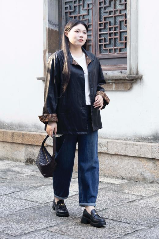 一周内发货！【乌木色羊皮  编织包】手提包，长26，高17，手提带43厘米，原创设计手提编织包！时髦大气的质感乌木色 商品图3