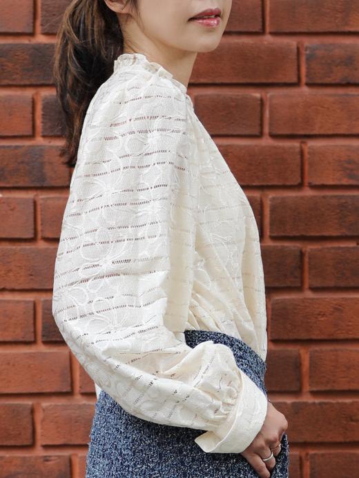 TYNVIE 白色透视条纹荷叶边领衬衫 商品图4