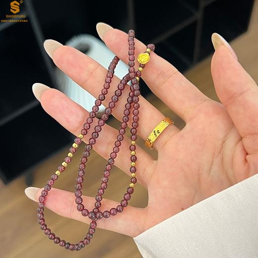 【品牌授权】【香港周六福】 999足金玫瑰花天然石榴石项链（传承礼盒） 商品图2