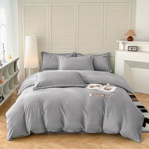 彼加曼 全工艺加厚牛奶绒刺绣四件套-雅灰200*230cm BGM-T2541 商品图4