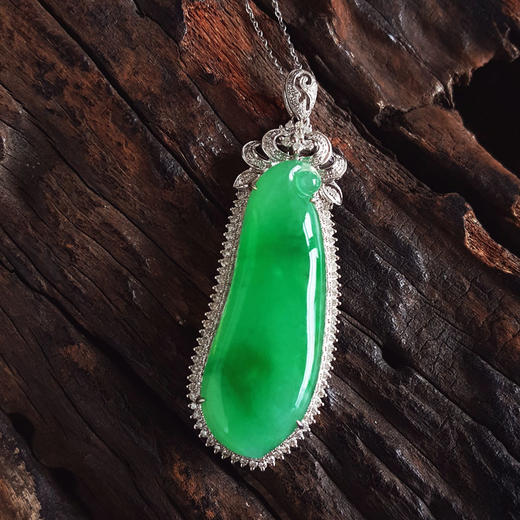 【天然正品】A货翡翠AU750收藏级白金豪镶钻镶天然细腻冰种满绿福瓜（福寿安康）翡翠吊坠项链女士151025XY01现售价：50300 商品图4