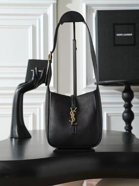圣罗兰 LE 5A7 mini腋下包（DG*MM）