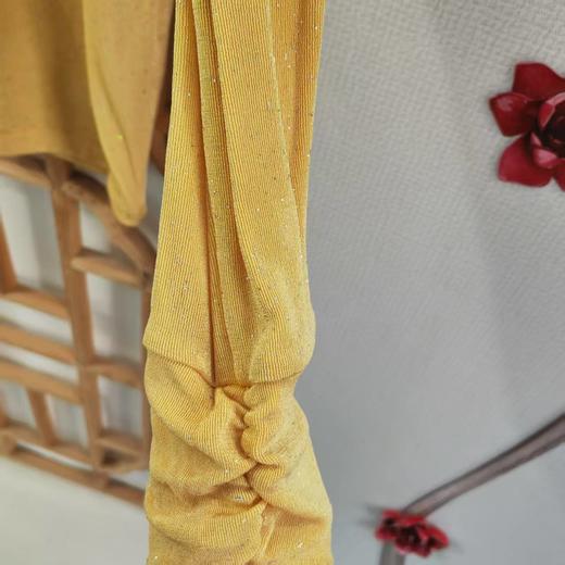 仅一件！ 【断码清仓】复古优雅姜黄色显瘦长袖亮丝针织交领上衣日常穿搭气质打底衫ZFYY014 商品图5