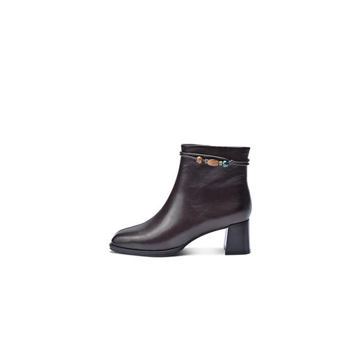 经典鲨2025年冬季新款时尚方头羊皮革侧拉链高粗跟短筒靴女KG25-558191 商品图4