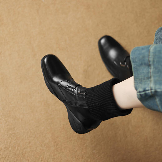 【预售5天】秋冬季坡跟软皮短靴女新款加绒毛线口中筒靴子方头休闲保暖女靴LD&7513 商品图1