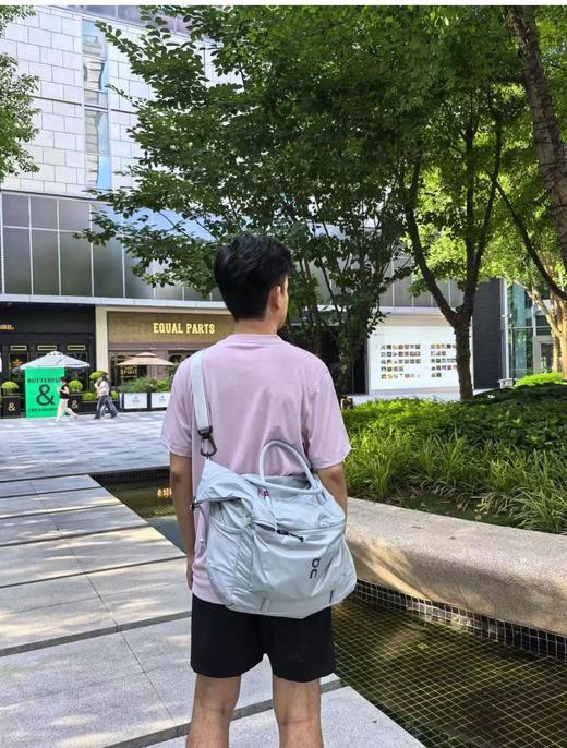 超大！！健身包On昂跑 Track Pack 35L Lite 2025新品35升挎包  昂跑尼龙包 商品图2