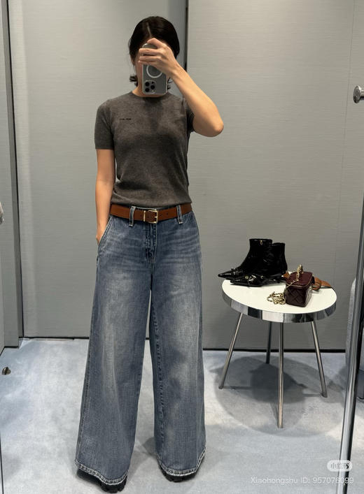 1015-9 渠道圆正 miu早秋新款 羊绒 高领短袖针织 167/135穿42 商品图13