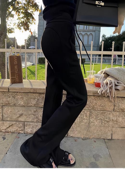 【美式复古阔腿喇叭裤】美式复古版型好到爆的喇叭裤心只做高版本!垂感特别棒，喇叭的弧度刚刚好，有垂感!特别的高档!不易起球、膝盖不起包!面料做过定型，很挺括 商品图5