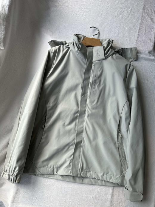 贝壳三 户外防风防泼水立领连帽冲锋衣女简约纯色外套女C101521 商品图4