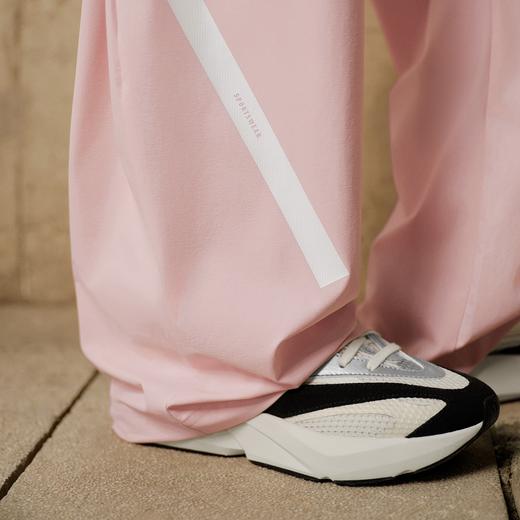 Adidas阿迪达斯LIGHTBLAZE 运动休闲鞋「流光跑鞋」JR7208 商品图1