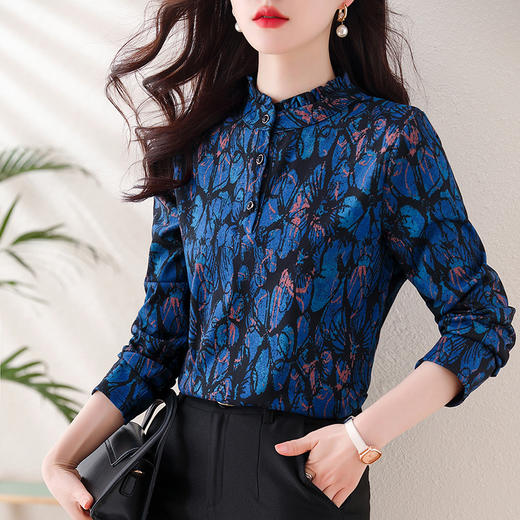 KQL 80f422b时尚减龄休闲气质小衫上衣 商品图3