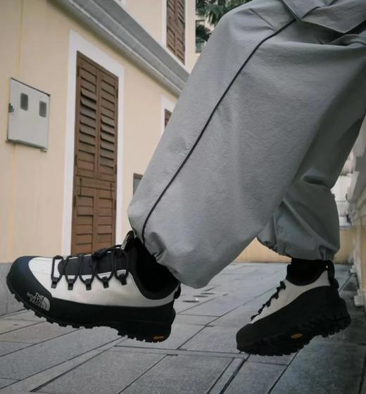 北面T.N.F.GLENLYFE户外越野防水超高品质徒步鞋男女情侣款运动鞋球鞋 商品图6