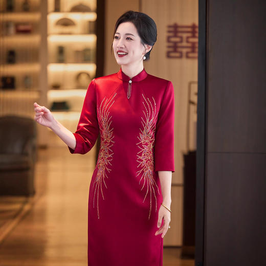 LHS C68中式端庄醋酸刺绣花旗袍裙 商品图2