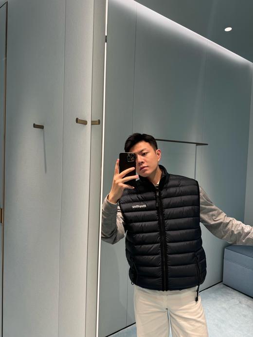 缪缪 25FW秋冬新款 轻便绗缝拉链羽绒马甲(DQJ) 商品图0