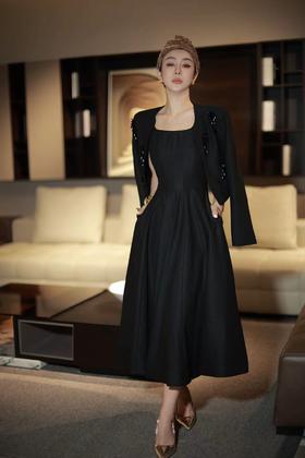 伯妮斯茵 | 轻奢名媛 黑色短款西装外套 立体流苏钉珠装饰 垫肩设计 宴会礼服款 SZ3AS01 - 漆黑色外套