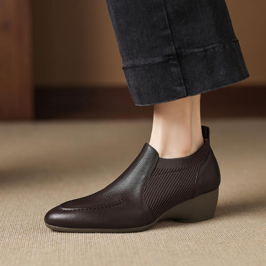 【预售5天】小羊皮坡跟针织深口单鞋，粗跟女士皮鞋中跟拼接裸靴YF&A8877 商品图0