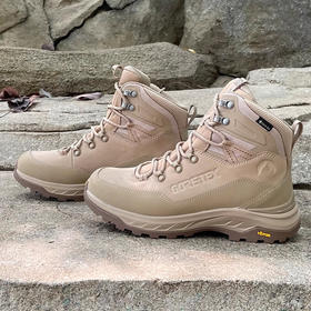 探路者女式GORE-TEX防水登山鞋TFBBAN92121