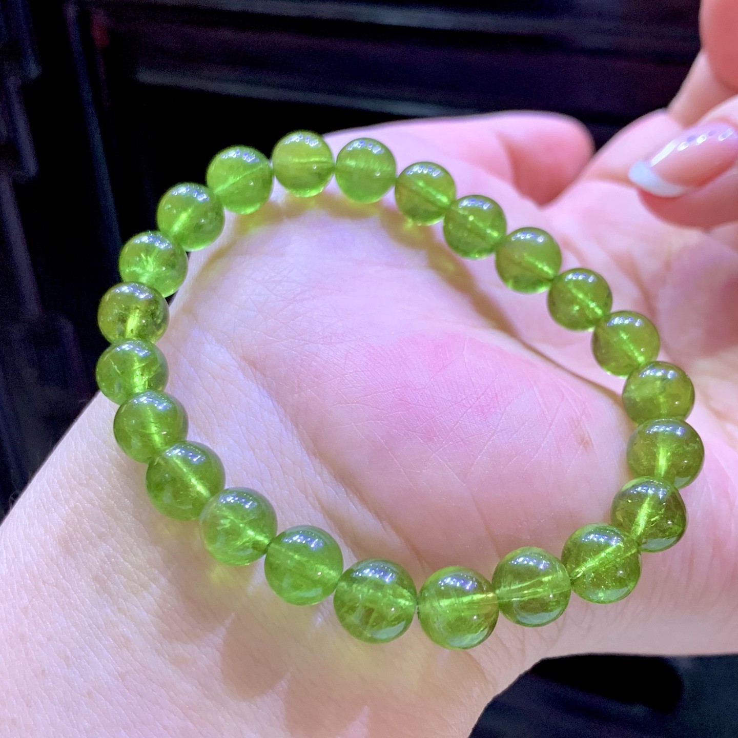 8mm单圈苹果绿碧玺手串