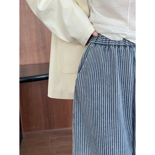 2025竖条纹柔软阔腿牛仔裤女休闲百搭松紧腰显瘦休闲长裤！ 商品图3