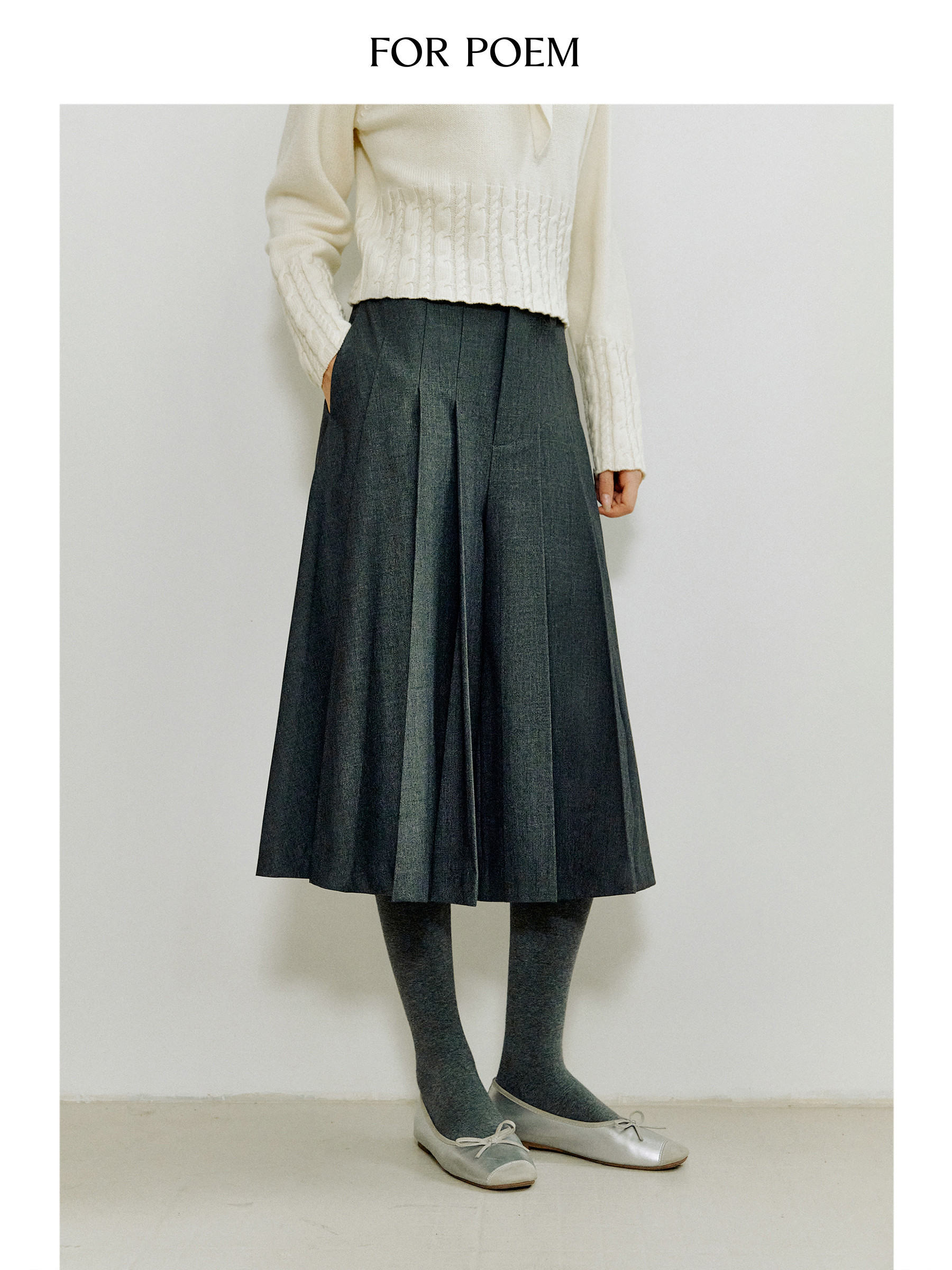 ForPoem 现货 25/FW原创设计复古褶裥西装阔腿裙裤百搭直筒休闲中裤