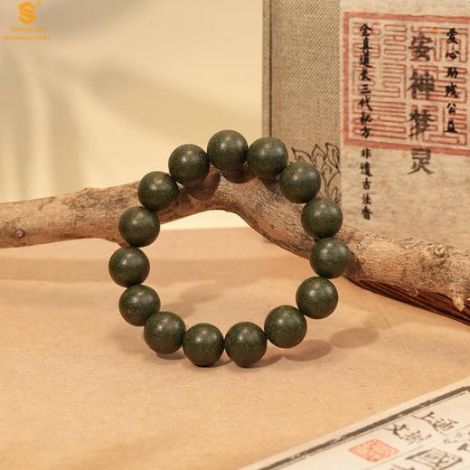 【品牌授权】【香港周六福】天然本草非遗古法安神梦灵香珠手串12mm（传承礼盒）附赠朱砂手串6mm 商品图1