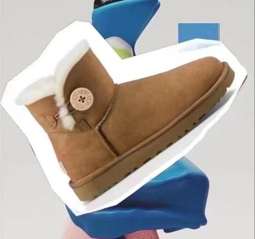 心选丨【经典百搭】UGG一粒扣休闲短靴雪地靴冬季女士舒适平底保暖鞋【奥莱热卖】顺丰直发！ 商品图1