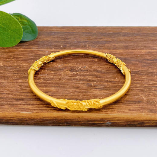【限时克减150元】足金999.9 古法空心固口繁花相思藤手镯（面宽约5.1-5.5mm，厚约5.3mm）(ANWZGFSZ00170),(预售产品下单后不退款不退货不换货不补差价) 商品图1
