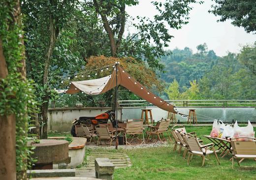 【双十二特惠·4折购】¥2699送烤全羊+羊杂汤锅！住独栋临湖5房/6房私汤小院，活羊现杀I户外篝火I免费垂钓露I营天幕！ 雅安463号院XXH 商品图7