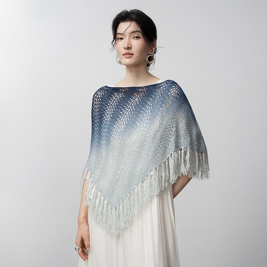 【林栖设计小店】亚麻流苏披肩青绿渐变度假风镂空针织2026早春新款外搭女F2952508B 商品图8