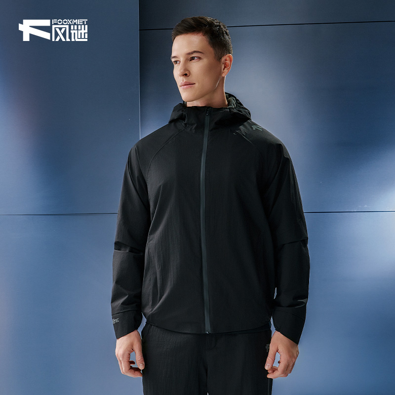 轻暖挂里系列冲锋衣