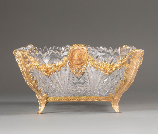 独角鹿西洋古董1930年代葡萄牙出品玫瑰花蔓与女子肖像主题铜鎏金精雕装饰菱格纹切割水晶果樽 商品图0