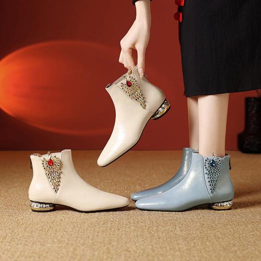【预售5天】水钻低跟真皮显瘦小方头舒适短靴子女秋季新款短筒单绒里切尔西靴XC&8811 商品图0