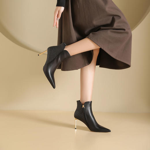 westory2024年秋冬新款优雅风细高跟小尖头短靴切尔西靴W24DS84691 商品图3