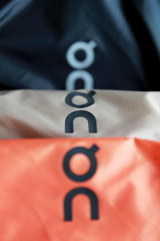 健身/训练搭子包。35L大容量反光标户外长肩带拉链单肩包C101568 商品图1