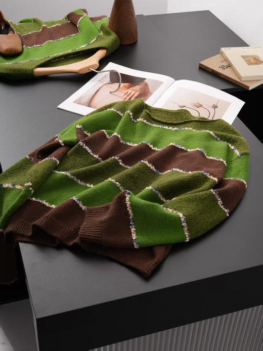 抹茶可可棕三色碰撞条羊毛混纺毛衫 商品图14