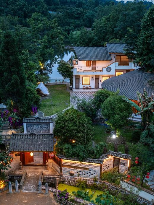 年终团建【雅安·463号院】仅2699！5房/6房临湖温泉私汤小院，12人+独栋温泉包院+烤全羊！团建聚会、烧烤垂钓一站式搞定～ 商品图0