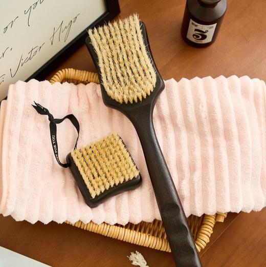 spa级体验 🫧 猪鬃毛沐浴刷❗买1送1【乌檀木长柄猪鬃毛刷+乌檀木短柄猪鬃毛刷】刷毛软硬适中，干湿两用 商品图0