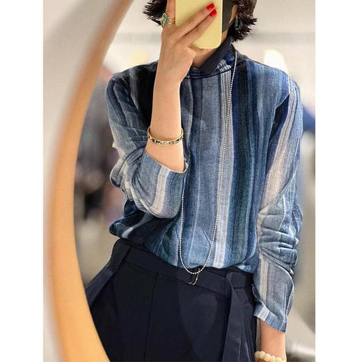 雀说流行巨好看的轻熟单穿长袖上衣蓝色条纹晕染t恤女装AL 商品图0