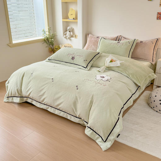 彼加曼 兔毛绒贴布绣保暖工艺四件套-果绿200*230cm BGM-T2543 商品图2