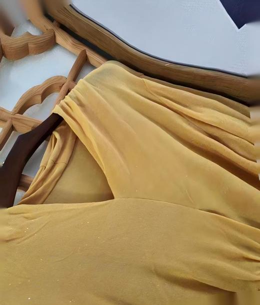 仅一件！ 【断码清仓】复古优雅姜黄色显瘦长袖亮丝针织交领上衣日常穿搭气质打底衫ZFYY014 商品图2