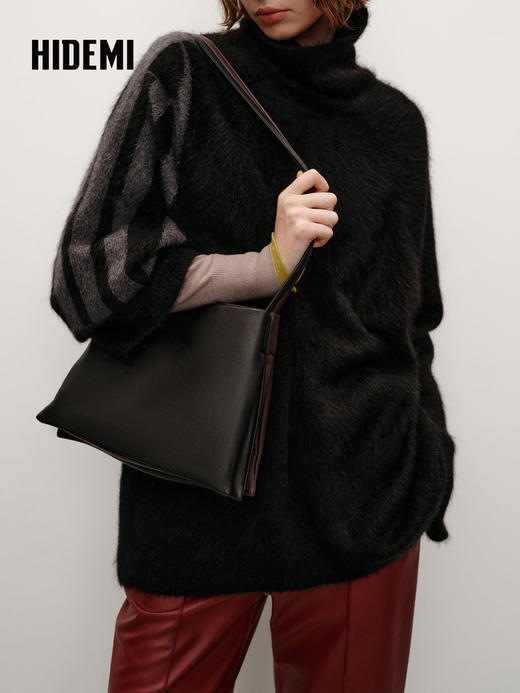 HIDEMI 大秀款藏地可溯源牦牛绒拉毛长拉绒系列不对称堆堆高领厚款廓形毛衣外套 商品图7