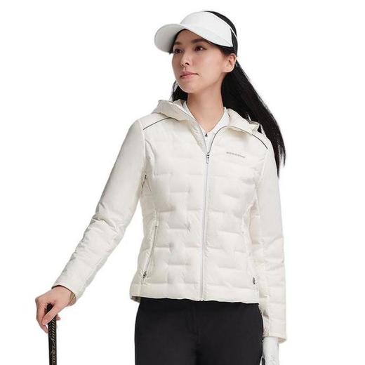 波司登 女连帽短款羽绒服 B250136704 商品图0