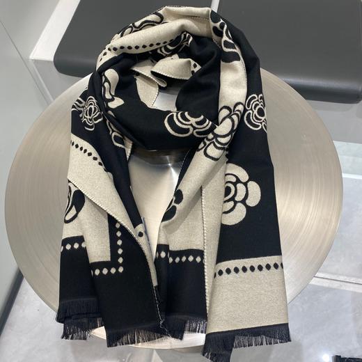 G 585新款山茶花小香风多功能围巾 商品图3