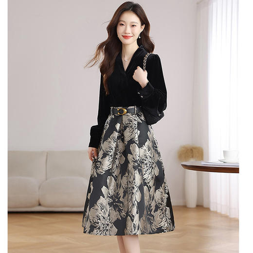 雀说丝绒提花连衣裙气质复古高级感收腰假两件裙AL8577 商品图1