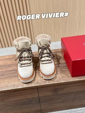 罗杰维维亚 秋冬新款靴子 (DBG)