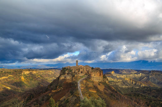 【春节、寒假】<意大利10天环游之旅-深圳直飞往返>斑斓五渔村+爱城维罗纳+比萨斜塔+古罗马斗兽场+名品购物村超值购+全程四星酒店 商品图0