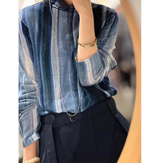 雀说流行巨好看的轻熟单穿长袖上衣蓝色条纹晕染t恤女装AL 商品图2